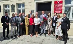 Burmistrz Stawiszyna z absolutorium za budżet 2025