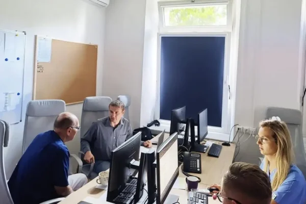 Lekarze ze Szpitala w Kaliszu szkolą się z nowoczesnej fizjoterapii dna miednicy