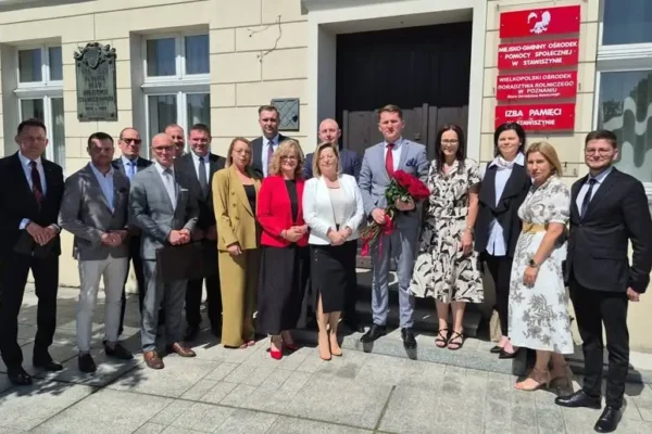 Burmistrz Stawiszyna z absolutorium za budżet 2025 roku