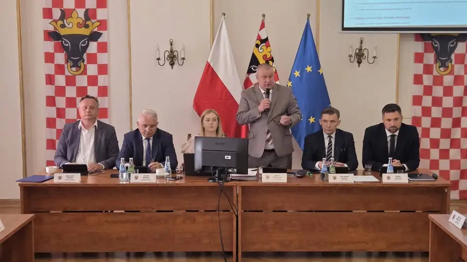 Powiat Kaliski: Zarząd z wotum zaufania i absolutorium za 2025 rok