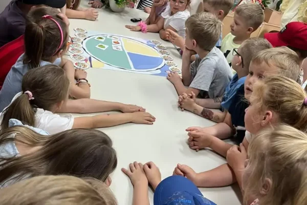 Edukacja żywieniowa w przedszkolach – projekt „Talerz zdrowego żywienia” w Liskowie i Opatówku