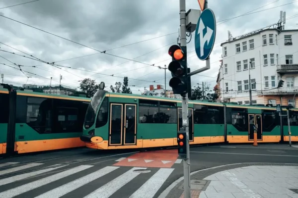 Znakoza – cicha patologia polskiego drogownictwa. Przykład z Kalisza