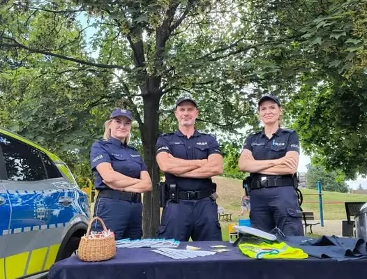 Festyn „Witajcie Wakacje” z dzielnicowymi – bezpieczny wypoczynek i 100-lecie służby