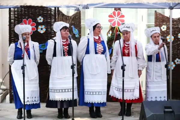 Folklor rozbrzmiał w Koźminku – II Estrada Folkloru 2026 za nami