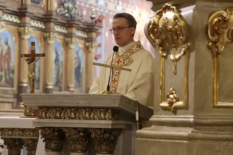 Uroczystości w Katedrze Kaliskiej w Narodowy Dzień Pamięci Ofiar Ludobójstwa na Wołyniu