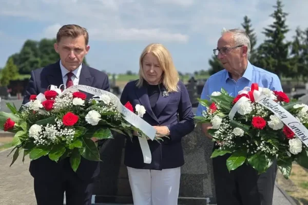 Dzień Walki i Męczeństwa Wsi Polskiej – hołd w Strzałkowie dla ofiar II wojny światowej
