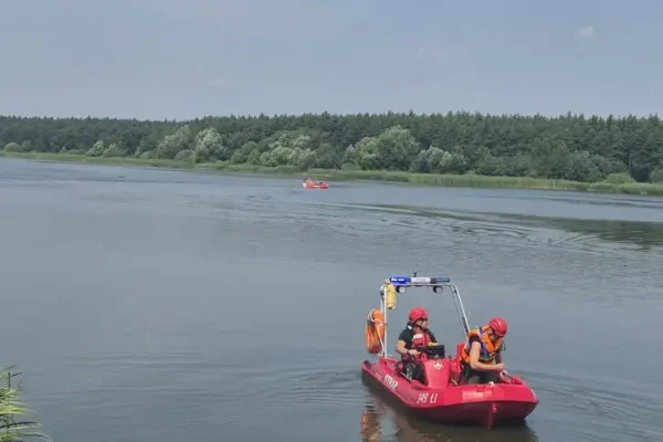 Strażacy doskonalili umiejętności ratownicze na zalewie Murowaniec