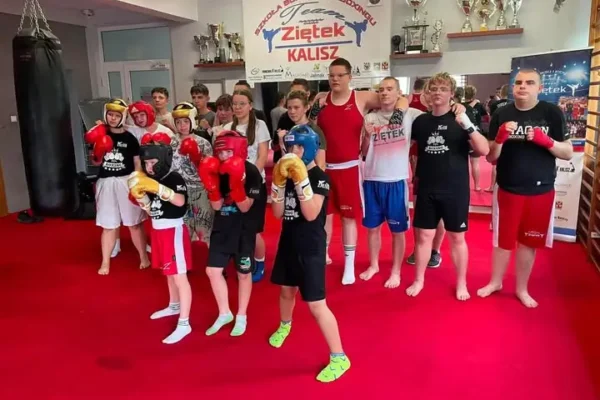 Bezpłatne wakacyjne treningi bokserskie w powiecie kaliskim