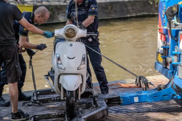 Pięć śmiertelnych wypadków w ciągu doby – policja apeluje o ostrożność