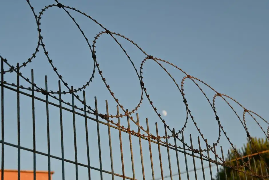 Kryzys migracyjny w Ceucie: nawet 50 tys. osób może próbować dostać się do UE