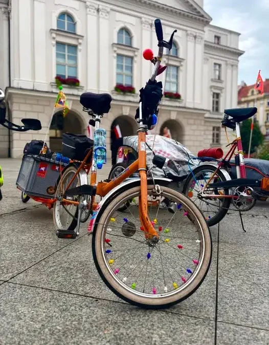 Ruszyli w trasę! Kaliszanie jadą 600 km dla chorej Zoi