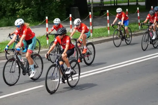 Młodzi kolarze z gminy Żelazków ukończyli Tour de Pologne Junior