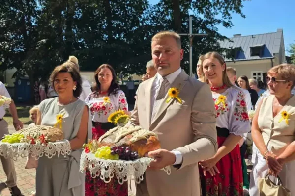 Dożynki w Gminie Szczytniki: Święto Plonów z Bogatym Programem