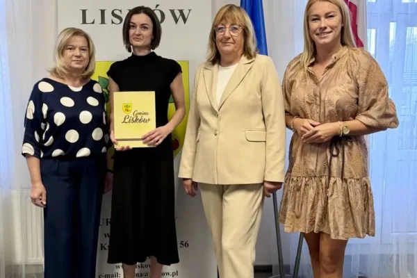 Katarzyna Krawiec z Liskowa otrzymała awans zawodowy nauczyciela mianowanego