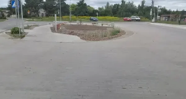Sołtys sprząta po ulewach w Szczytnikach – pętla znów przejezdna