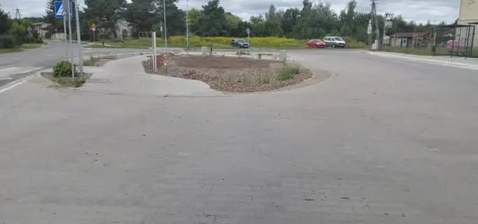 Sołtys sprząta po ulewach w Szczytnikach – pętla znów przejezdna