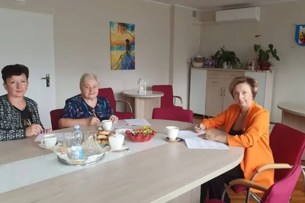 Seniorzy z gminy Koźminek z dofinansowaniem na aktywizację