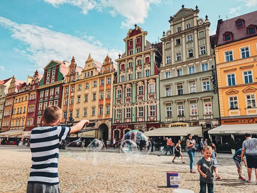 Wakacje z historią: dzieci z Powiatu Kaliskiego zwiedzały Pomorze Środkowe