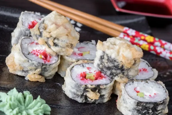 Sushi w Kaliszu – co zamówić na wieczór ze znajomymi?