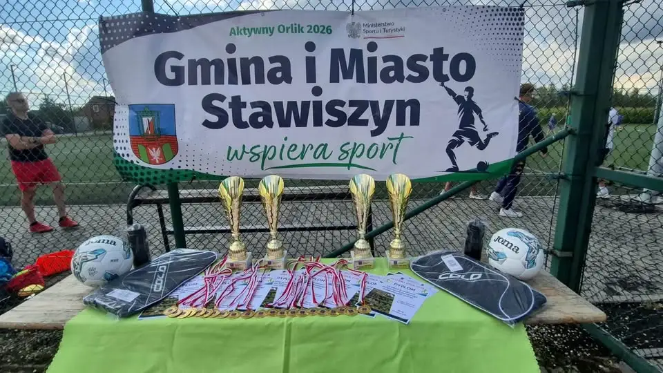 Piłkarskie emocje na Orliku w Zbiersku-Cukrowni – relacja z wydarzenia