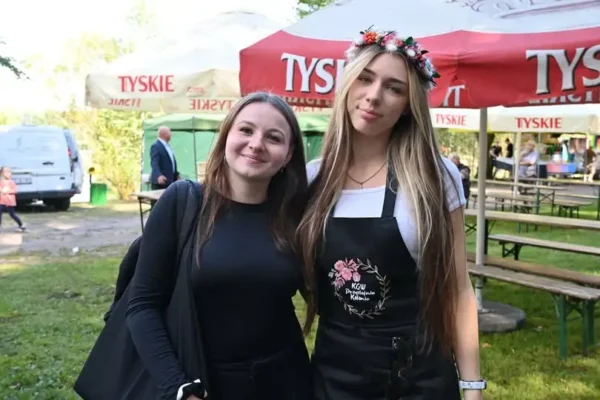 Dożynki w Brzezinach: Święto Plonów z wyróżnieniami dla zasłużonych