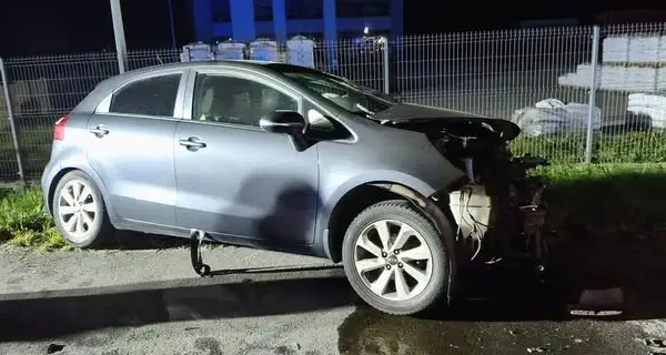 Czołowe zderzenie na DK25 w Niedźwiadach. Dwie osoby ranne