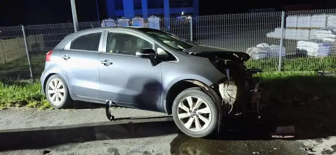 Czołowe zderzenie na DK25 w Niedźwiadach. Dwie osoby ranne
