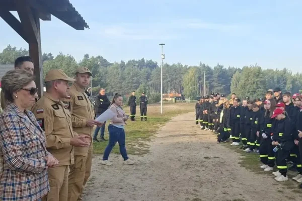 II Pieszy Powiatowy Rajd Młodzieżowych Drużyn Pożarniczych nad Zalewem Murowaniec