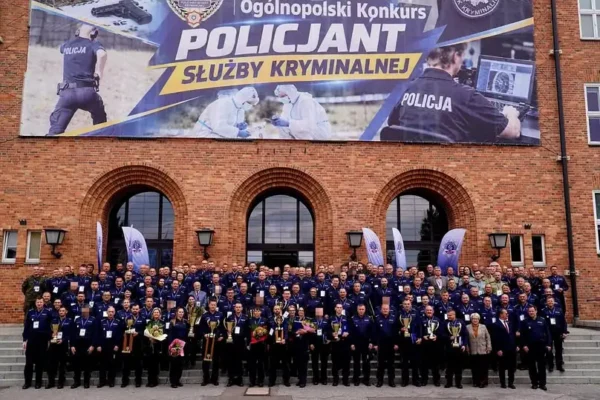Kaliski technik kryminalistyki wicemistrzem Polski w konkursie „Policjant Służby Kryminalnej Roku 2026”