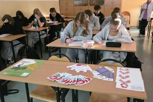 Młodzieżowi Liderzy Zdrowia szkolili uczniów IV LO w Kaliszu