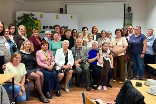 Lisków uczcił Aleksandrę Czelustę – mistrzynię tiulowych czepców kaliskich