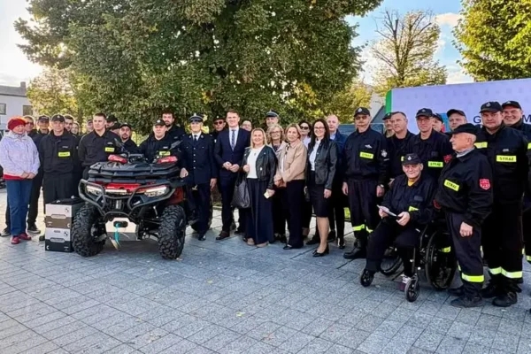 Nowe quady i sprzęt ratowniczy dla strażaków OSP z Wielkopolski