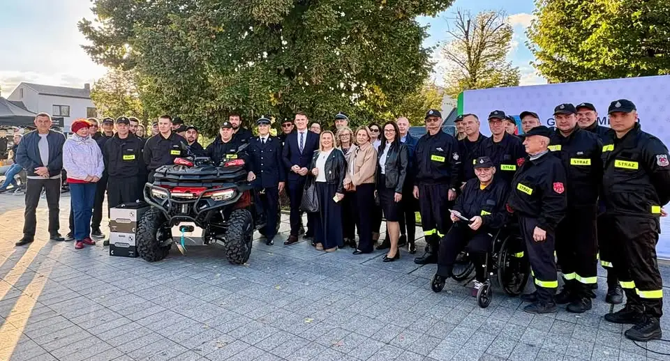 Nowe quady i sprzęt ratowniczy dla strażaków OSP z Wielkopolski