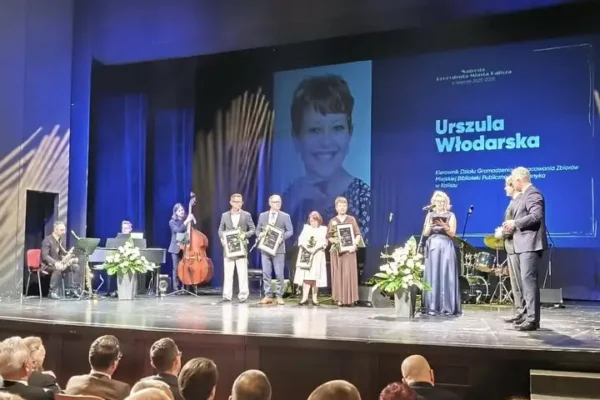 Kalisz: Nagrody Prezydenta dla bibliotekarek podczas inauguracji Roku Kulturalnego