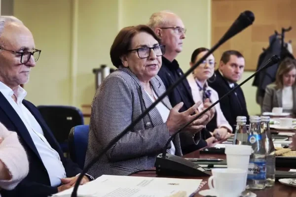Edukacja a rynek pracy. Komisja Rady Powiatu Kaliskiego obradowała w PUP