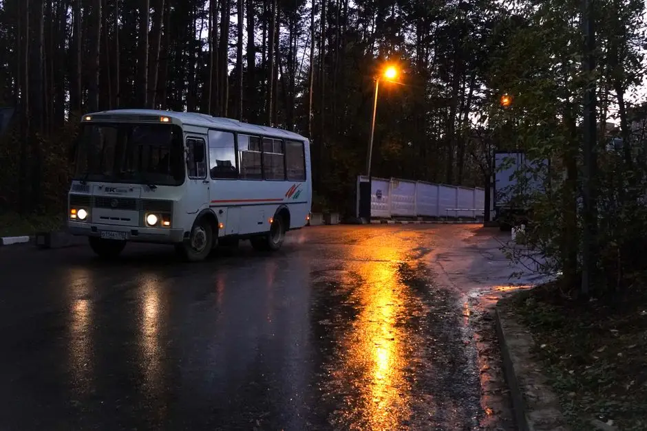 Wszystkich Świętych w Kaliszu: darmowa komunikacja i dodatkowe linie na cmentarze